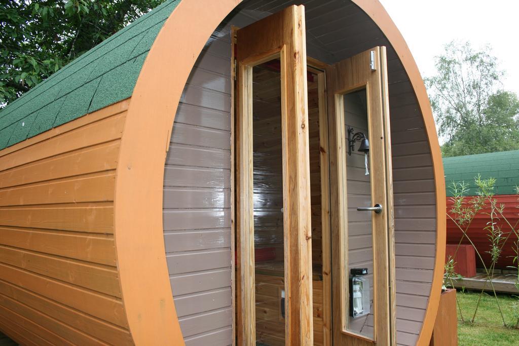 Bcc Lochness Hostel Pods Bearnock Room photo