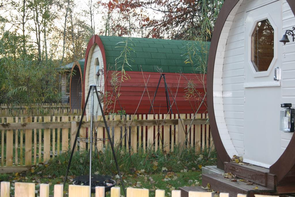 Bcc Lochness Hostel Pods Bearnock Room photo