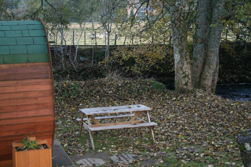 Bcc Lochness Hostel Pods Bearnock Room photo