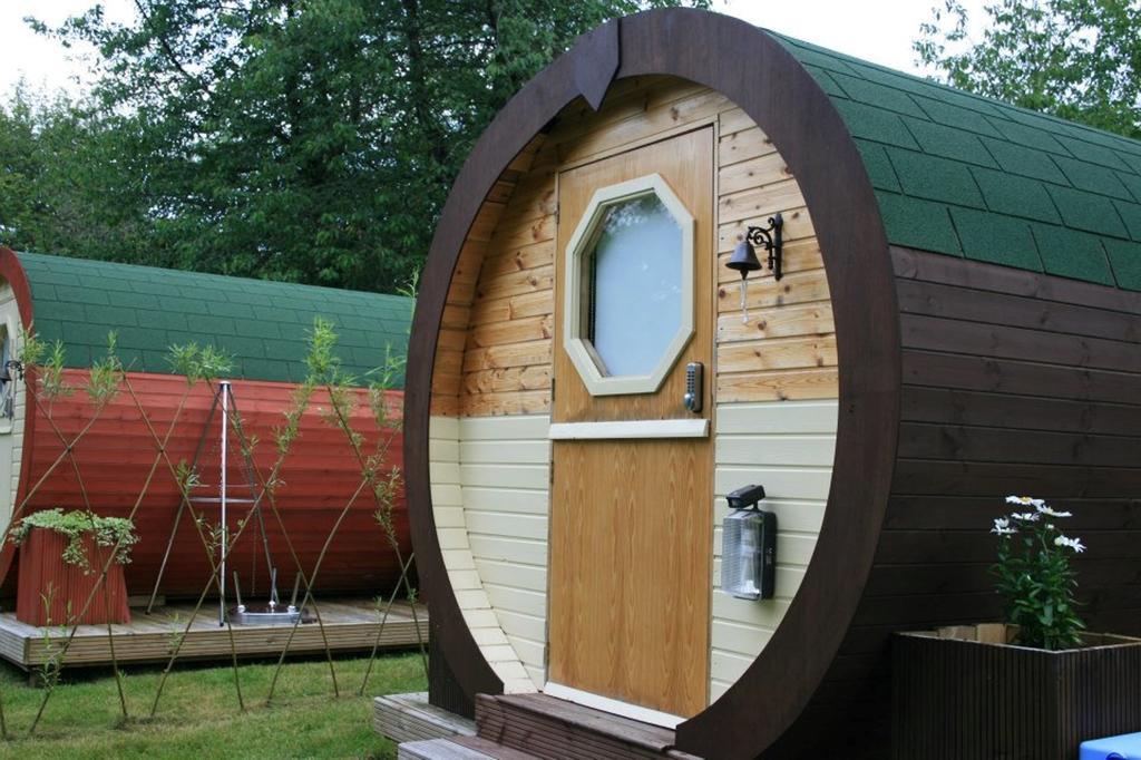Bcc Lochness Hostel Pods Bearnock Room photo