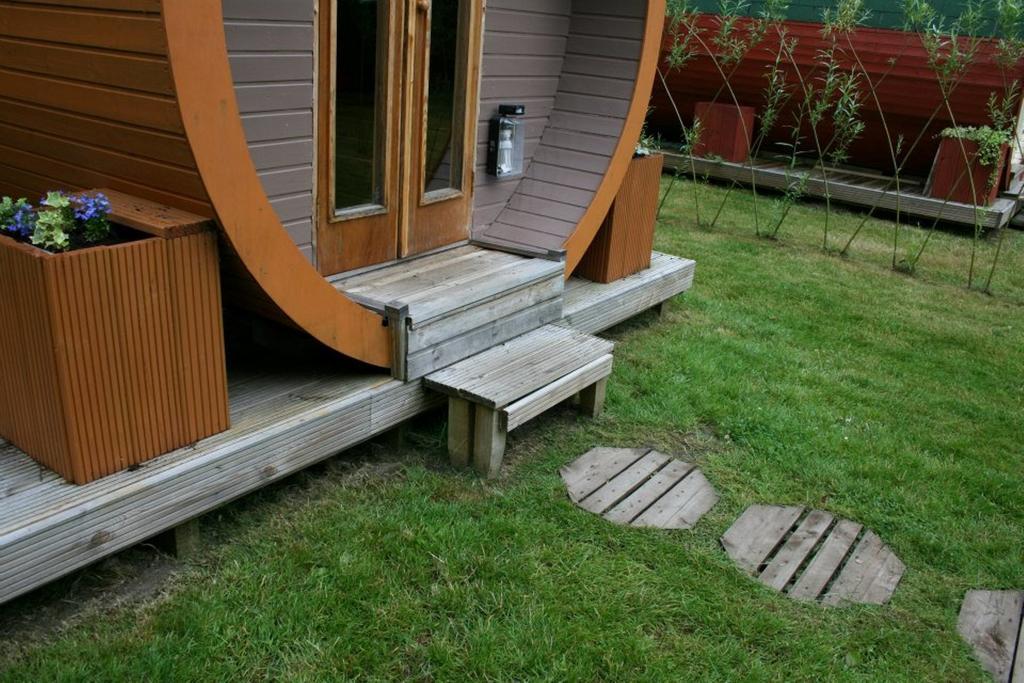 Bcc Lochness Hostel Pods Bearnock Exterior photo