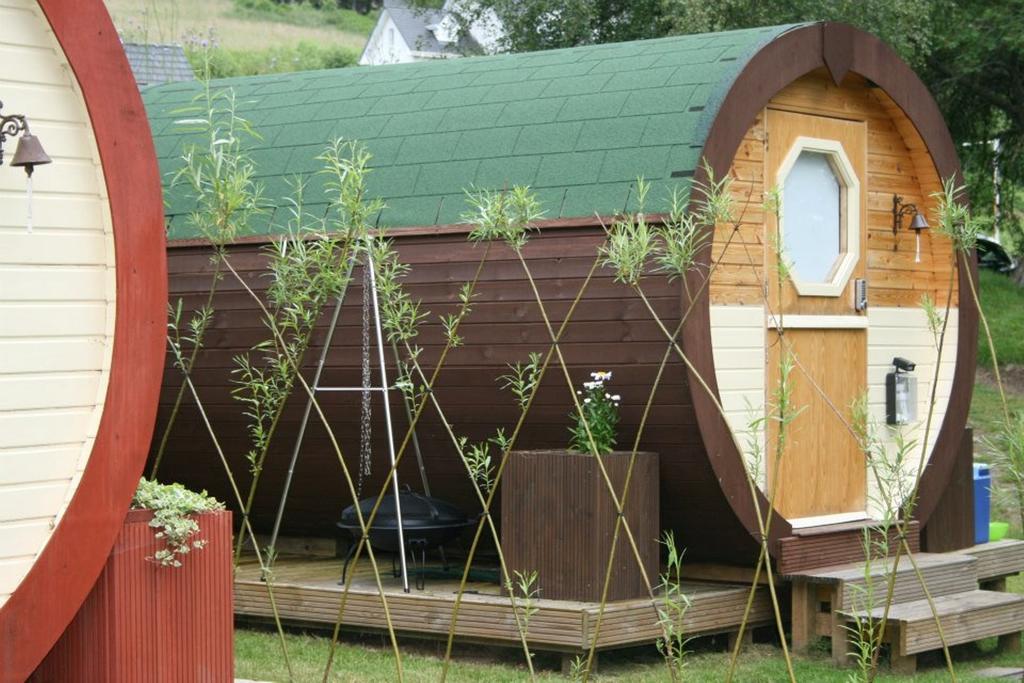 Bcc Lochness Hostel Pods Bearnock Exterior photo