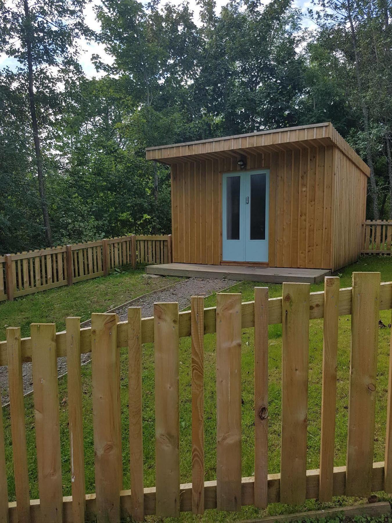 Bcc Lochness Hostel Pods Bearnock Exterior photo